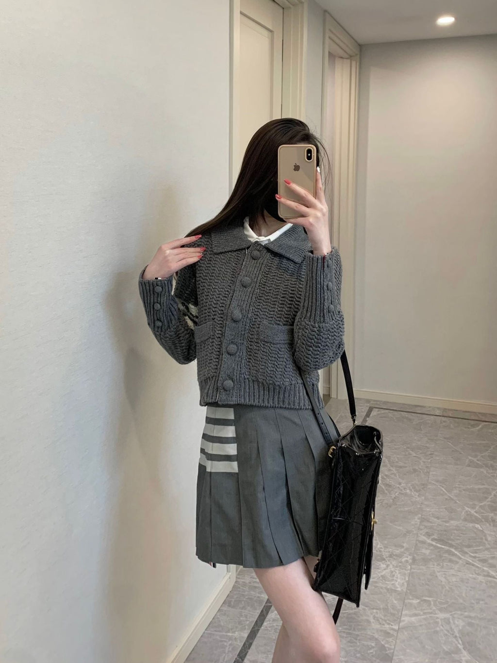 wool knit cardigan