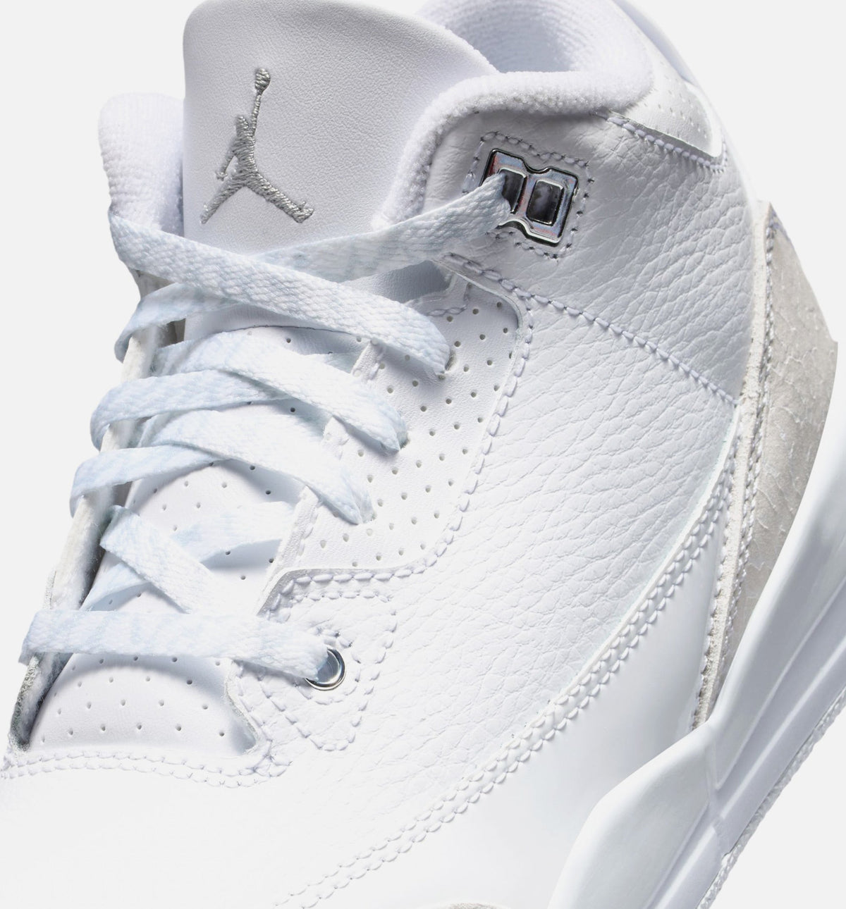 Air Jordan 3 Retro Preschool Lifestyle Shoe - White/Metallic Silver