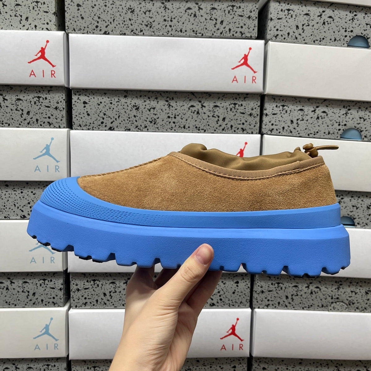 UGG Tasman X Platform Slip-On – Suede Clog with Shearling Lining, Paracord Toggle & Bold Blue Chunky Platform Sole in Chestnut