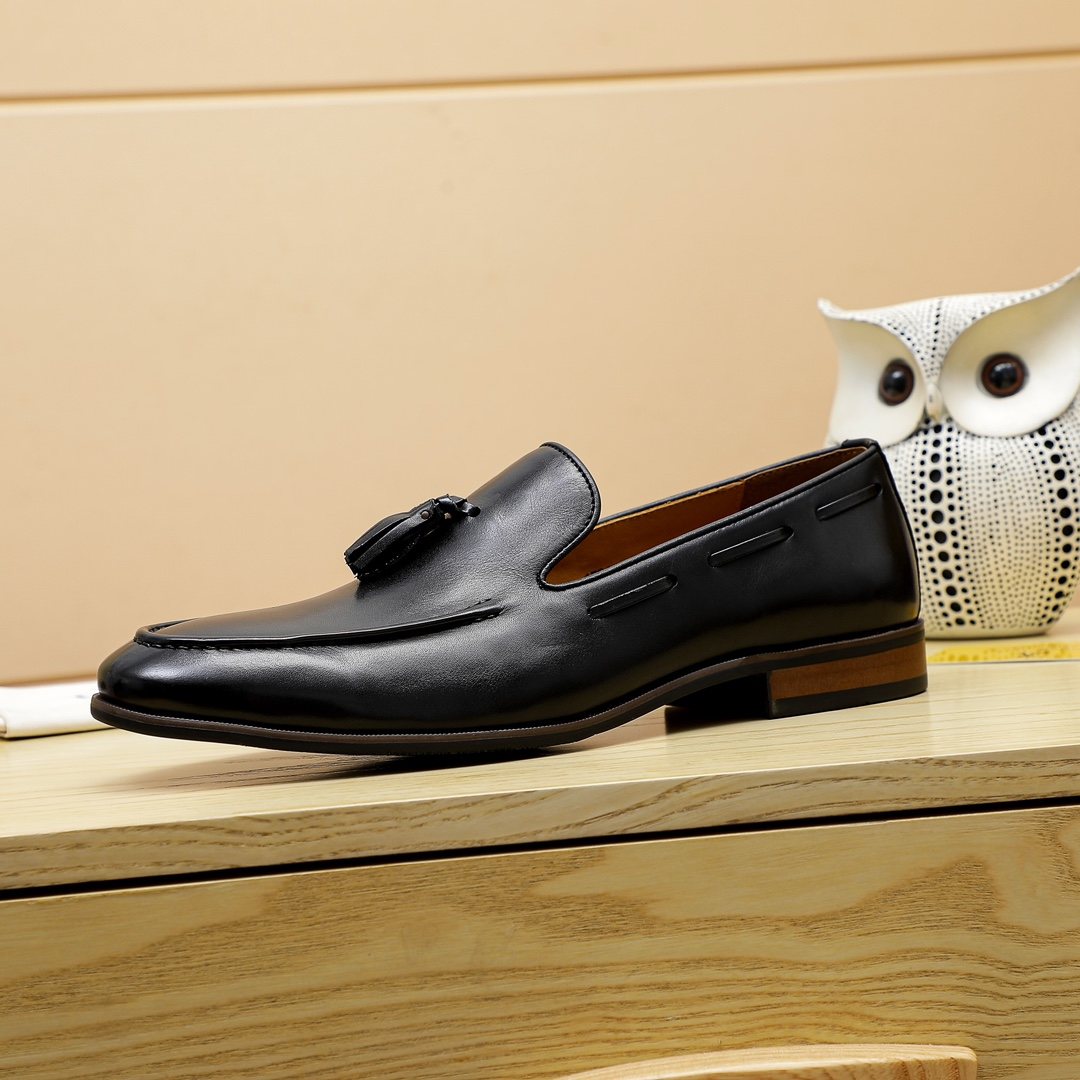 Louis Vuitton Men's Tassel Loafers
