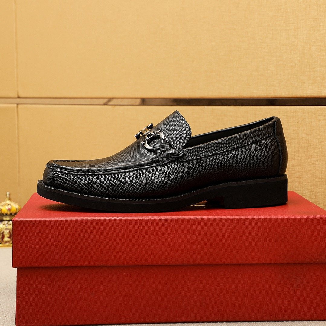 Ferragamo Men's Black Bit Loafers - Silver-Toned Vamp Hardware