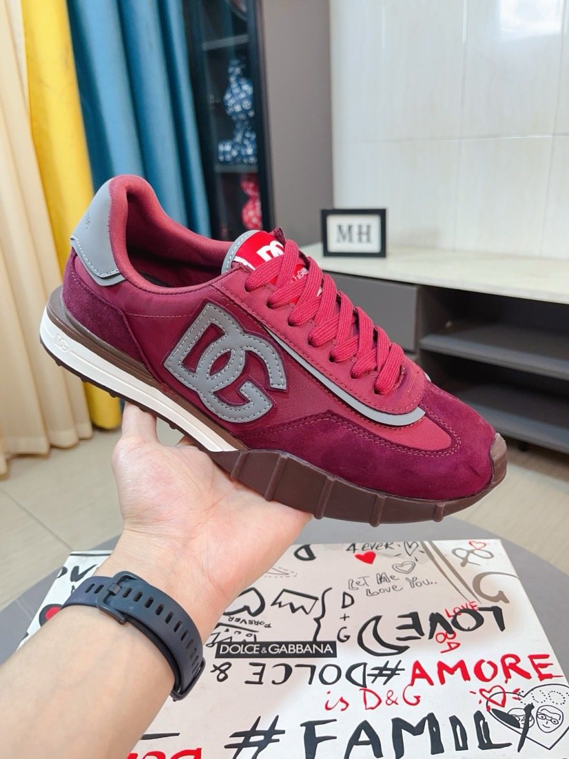 Dolce & Gabbana Logo Low-Top Sneakers
