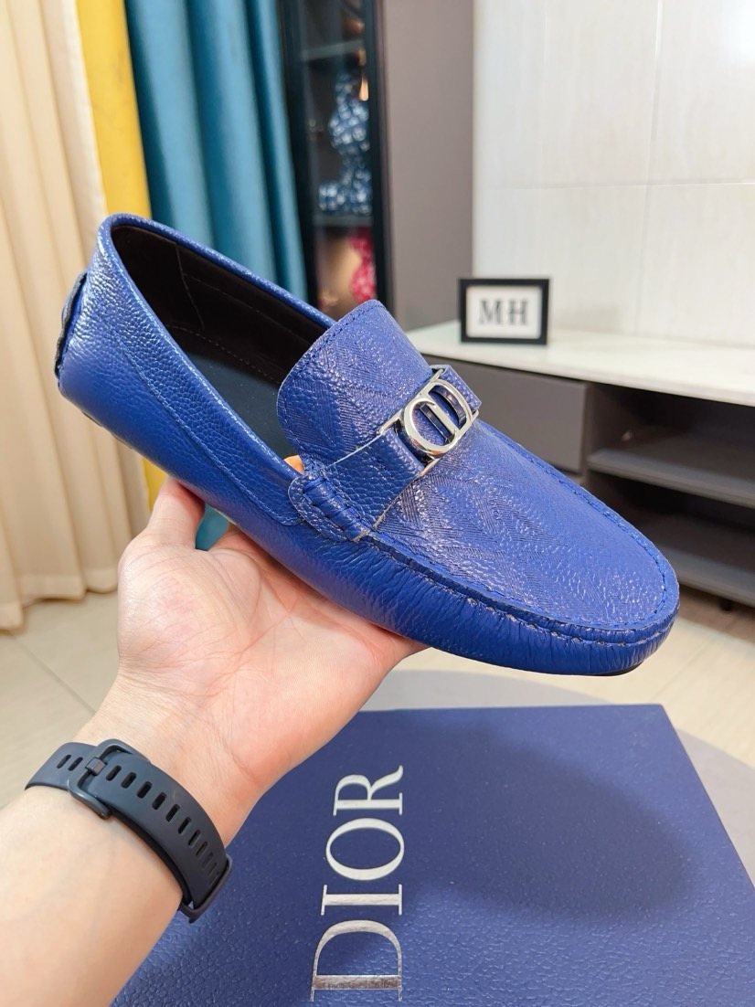 Dior Men’s Textured Metal-Trim Loafers